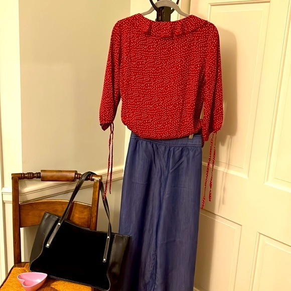 Polka Dot Top Tie Sleeves New With Tags Women’s Size Medium Red White - Picture 3 of 9